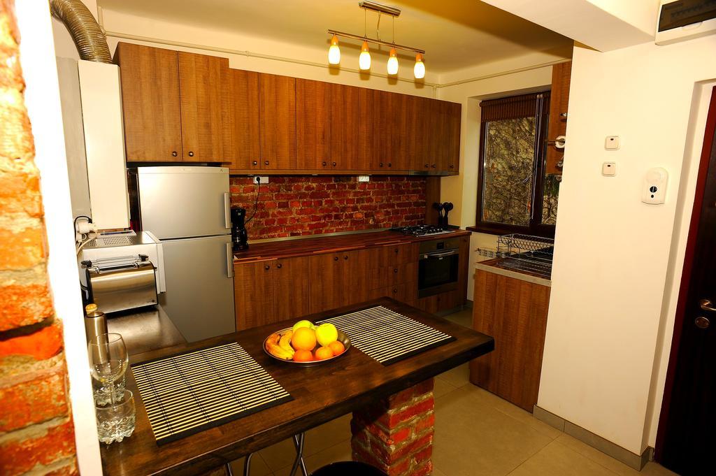Apartament Downtown Клуж-Напока Екстериор снимка